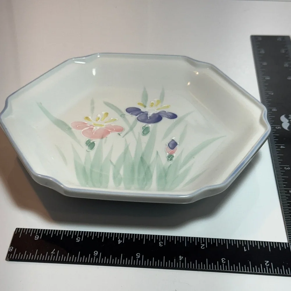 Octagon Shaped Ceramic Plate Iris Flower Design Pastel Colors‎ Blue Rim